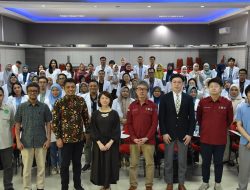Pakar Bedah Mulut dan Maksilofasial Jepang Bagikan Ilmu di Kuliah Tamu FKG Unhas