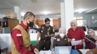 Kasus Perpustakaan Digital Rp13 Miliar Meledak, Kejati Geledah Disdik Sulsel