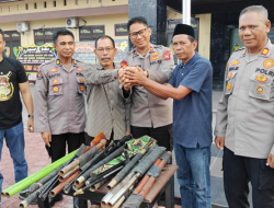 Dua Kades di Luwu Utara Bersatu Jaga Perdamaian, 60 Pucuk Senjata Diserahkan